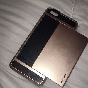 iPhone 6/6s & some can fit 7/8 iPhones